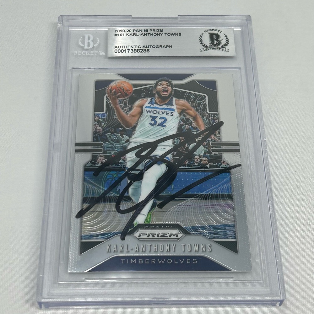 Karl Anthony Towns signed Beckett‎ Encapsulated 19-20 Panini Prizm Card
